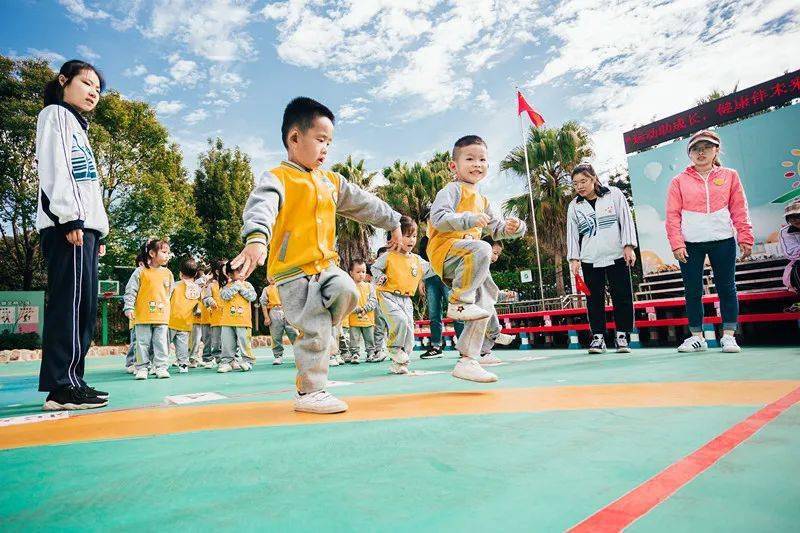 最新幼儿园搏击操大班，活力四溢的健康启蒙